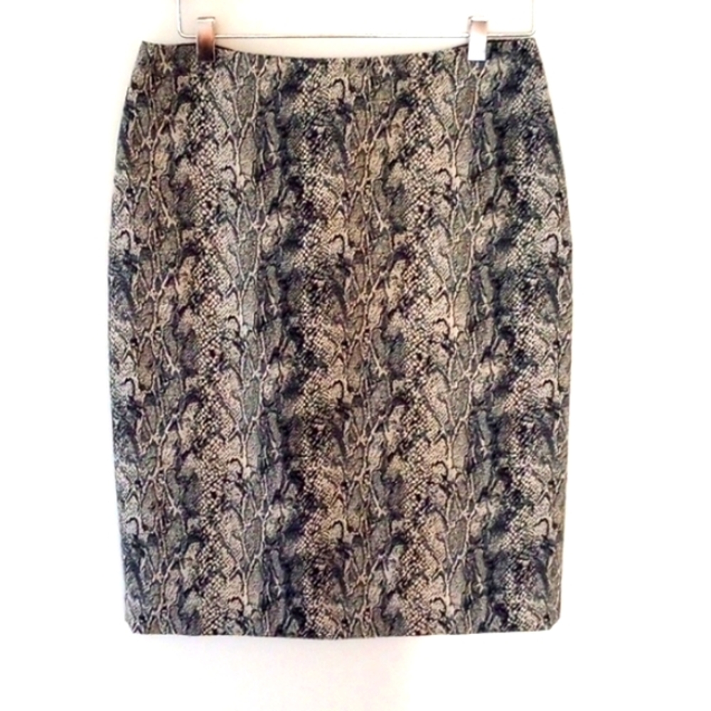 REDUCED!Talbots-(2014) Snake Skin Skirt Size:4 Color:Cream+Black NWT